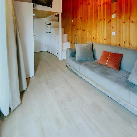 Apartment Miya Garden Tiny House